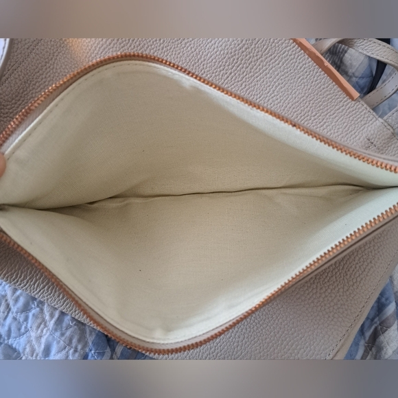 NWT Ted Baker Dixie Nude Pebble Leather Casual Neutral Tote Purse Set w/ Pouch - Picture 11 of 16